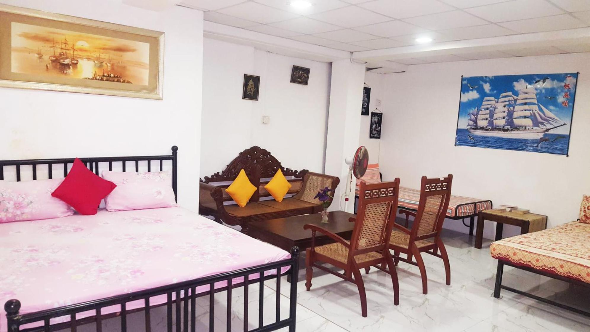 Beehive Hotel